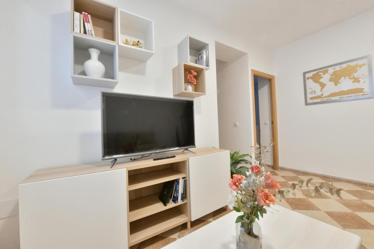 Ms4 Apartamentos Nervion Para 4 Personas Sevilla Eksteriør billede