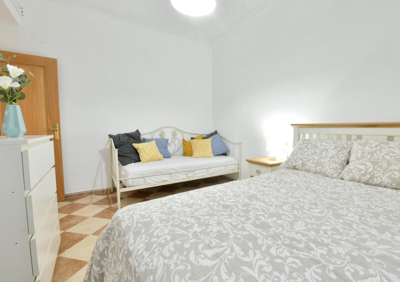 Ms4 Apartamentos Nervion Para 4 Personas Sevilla Eksteriør billede