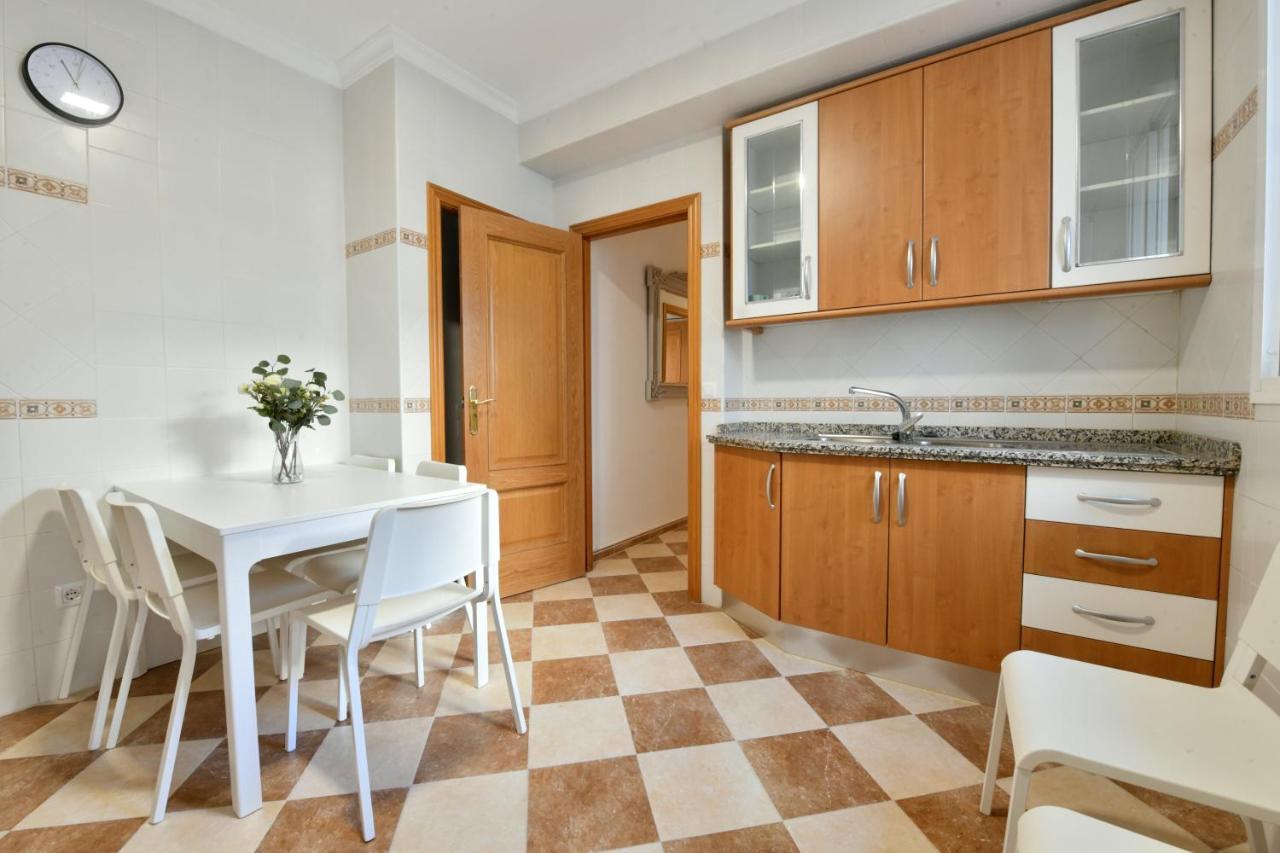 Ms4 Apartamentos Nervion Para 4 Personas Sevilla Eksteriør billede